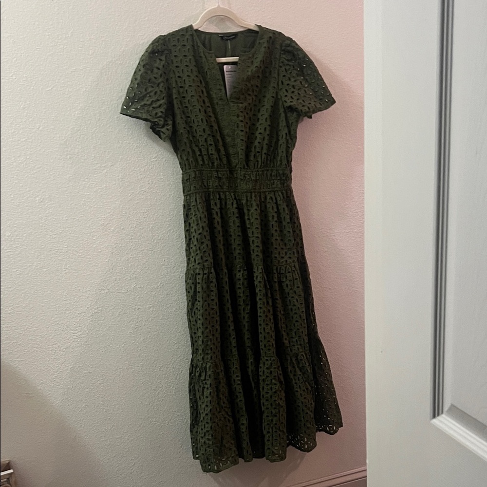 Elegant Green Lace Dress